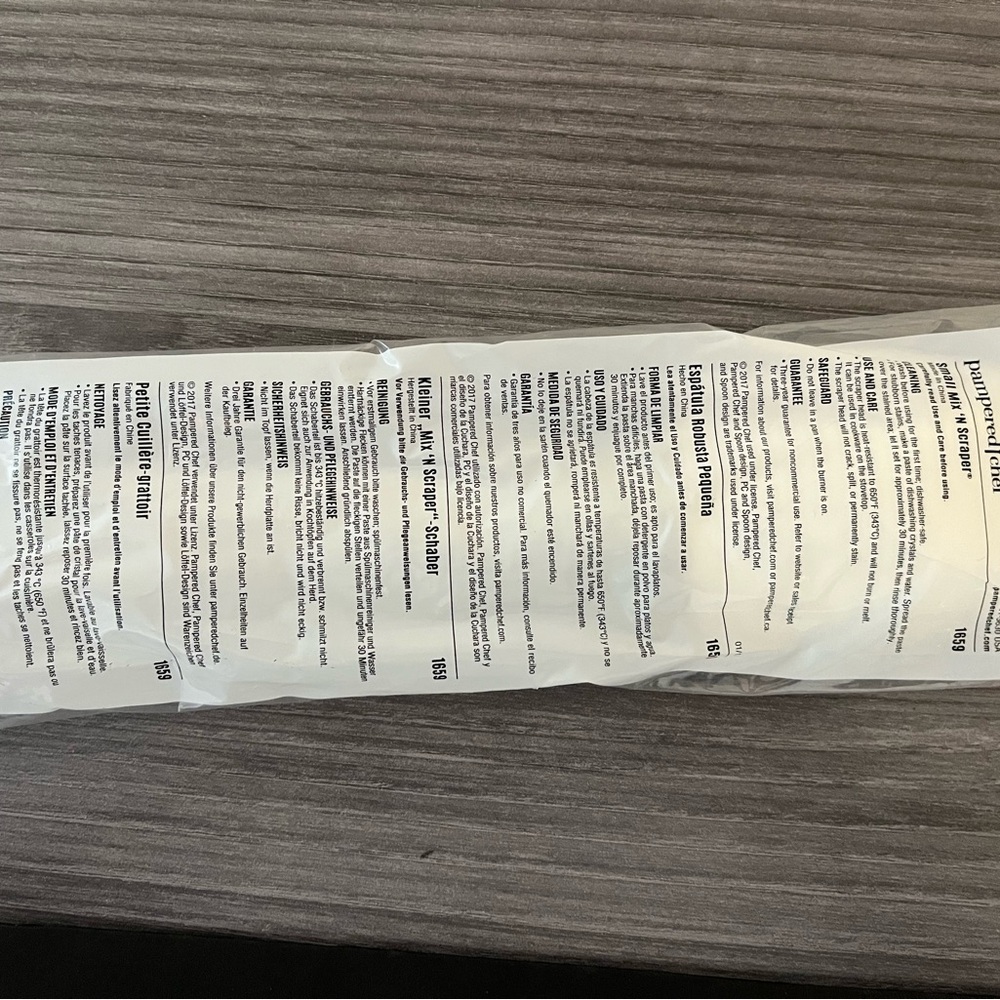 pampered chef small mix n scrape